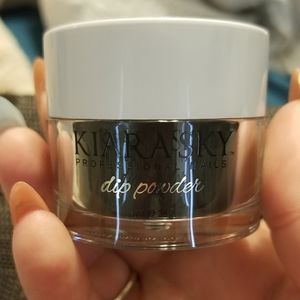 Kiara Sky Dip Powder in "Black To Black"